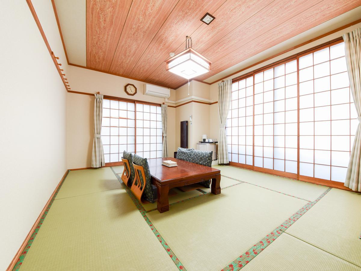 Tanegashima Araki Hotel Nishinoomote Exterior photo